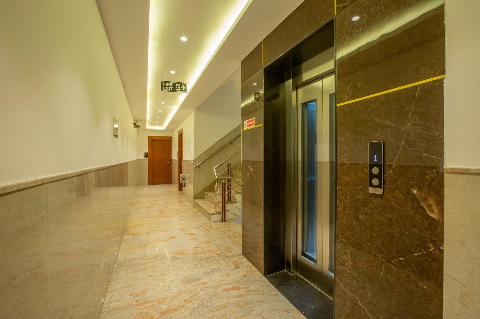 Hotel Arch Suites - Near Aerocity 新德里 外观 照片