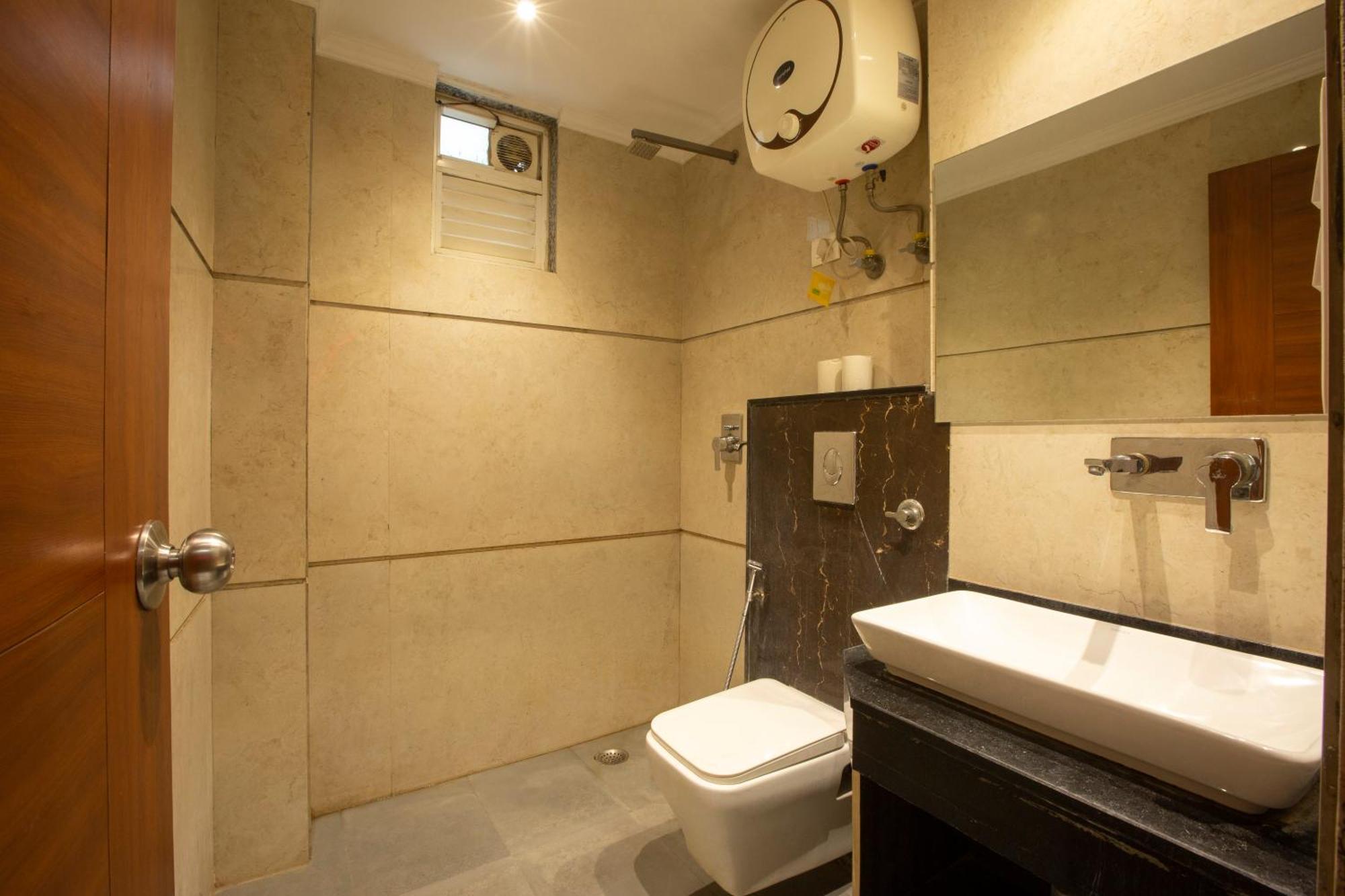 Hotel Arch Suites - Near Aerocity 新德里 外观 照片