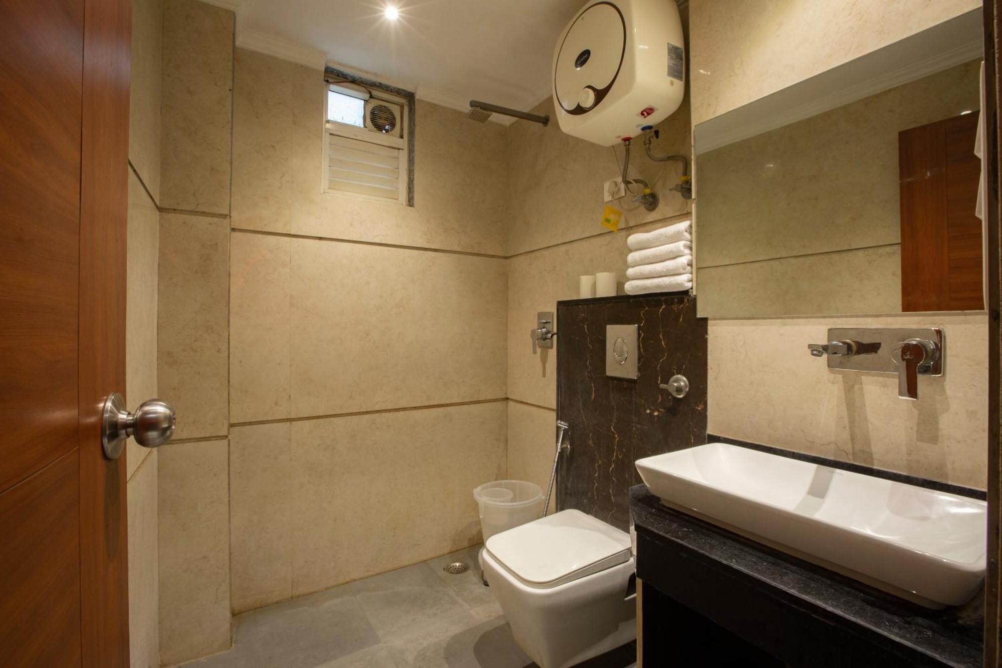Hotel Arch Suites - Near Aerocity 新德里 外观 照片